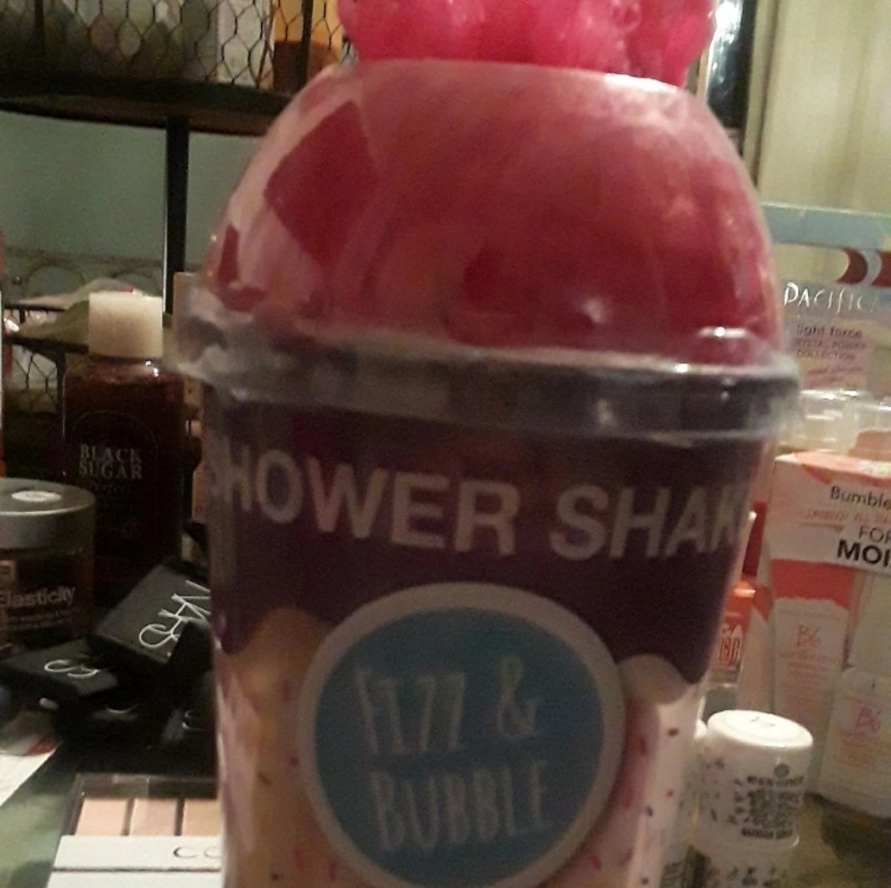 Shower shake